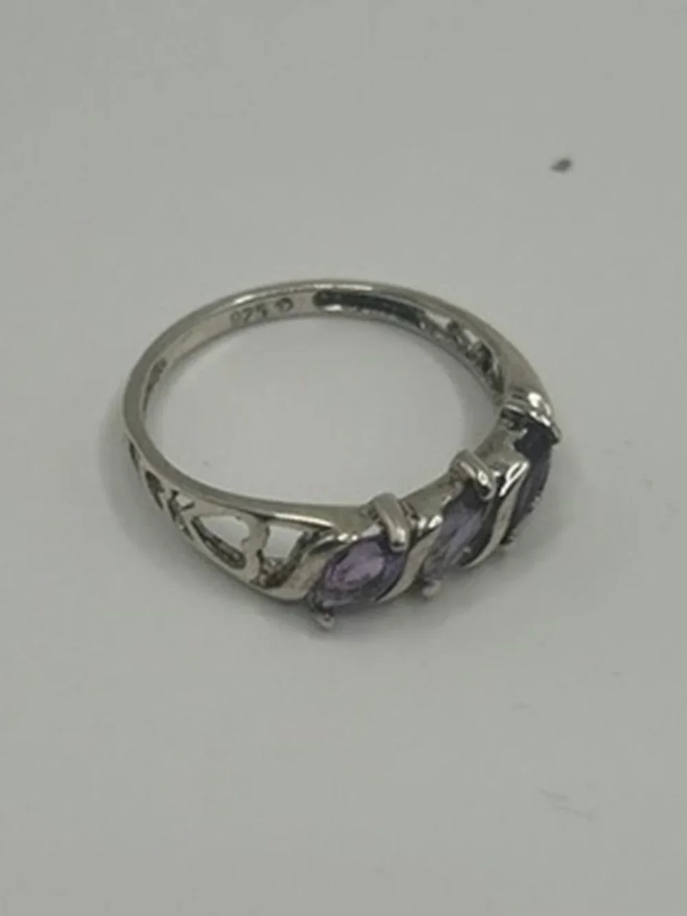 Vintage 925 Sterling Silver Three Stone Amethyst Ring Womens Purple Stamped
